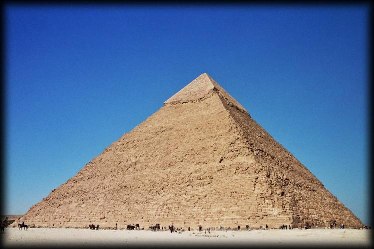 Египетские пирамиды - загадки и секреты остаются